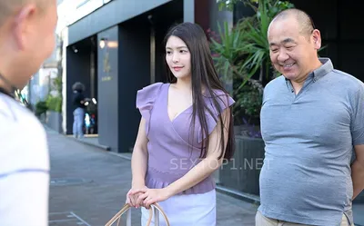 Thấy bà xã của nhân viên đẹp quá, quản lý lại có sở thích nắc cô vợ người khác nên đã…