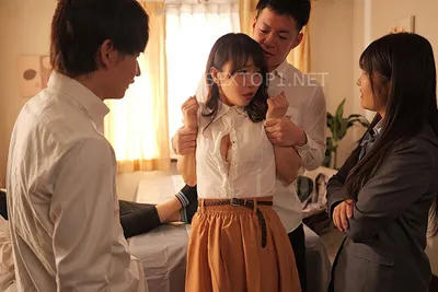 Không ưa má kế, nữ nhi gọi bạn học về nhà cưỡng hiếp